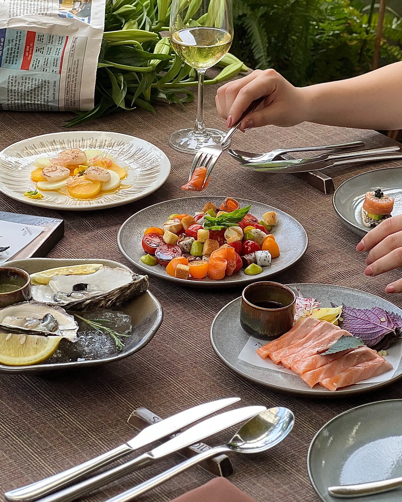 Holiday Brunch – Free-flow Sashimi & Fresh Flavors