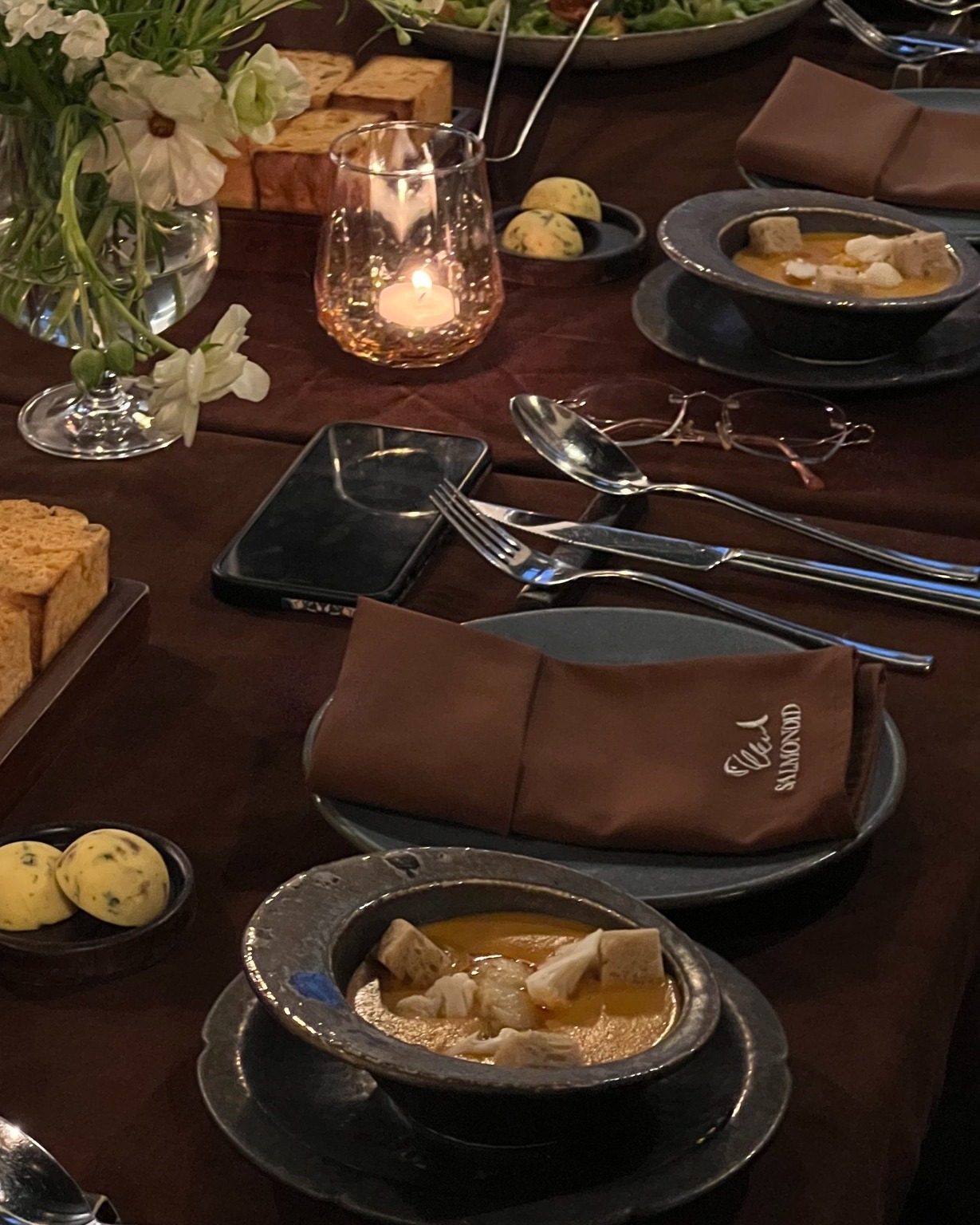 Một Bữa Tiệc Ngập Tràn Hương Hoa Ngày Hạ – Tại Salmonoid — photo 2