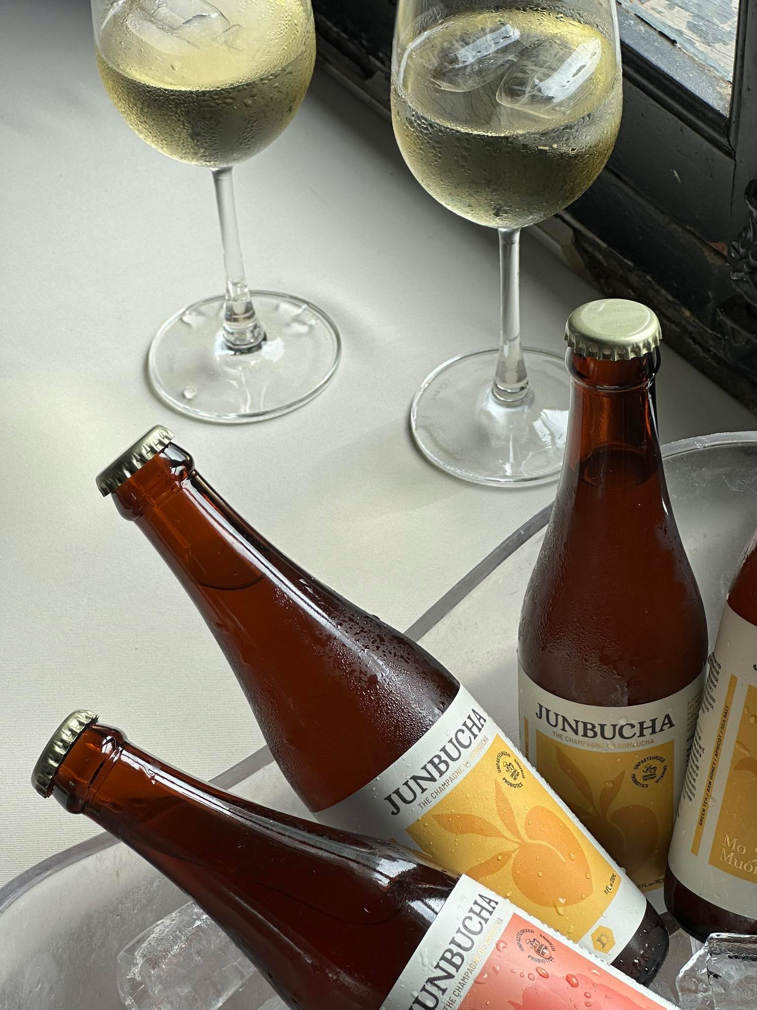 Có Gì Đặc Biệt trong Trà Junbucha Mà các Chị Em Yêu Thích