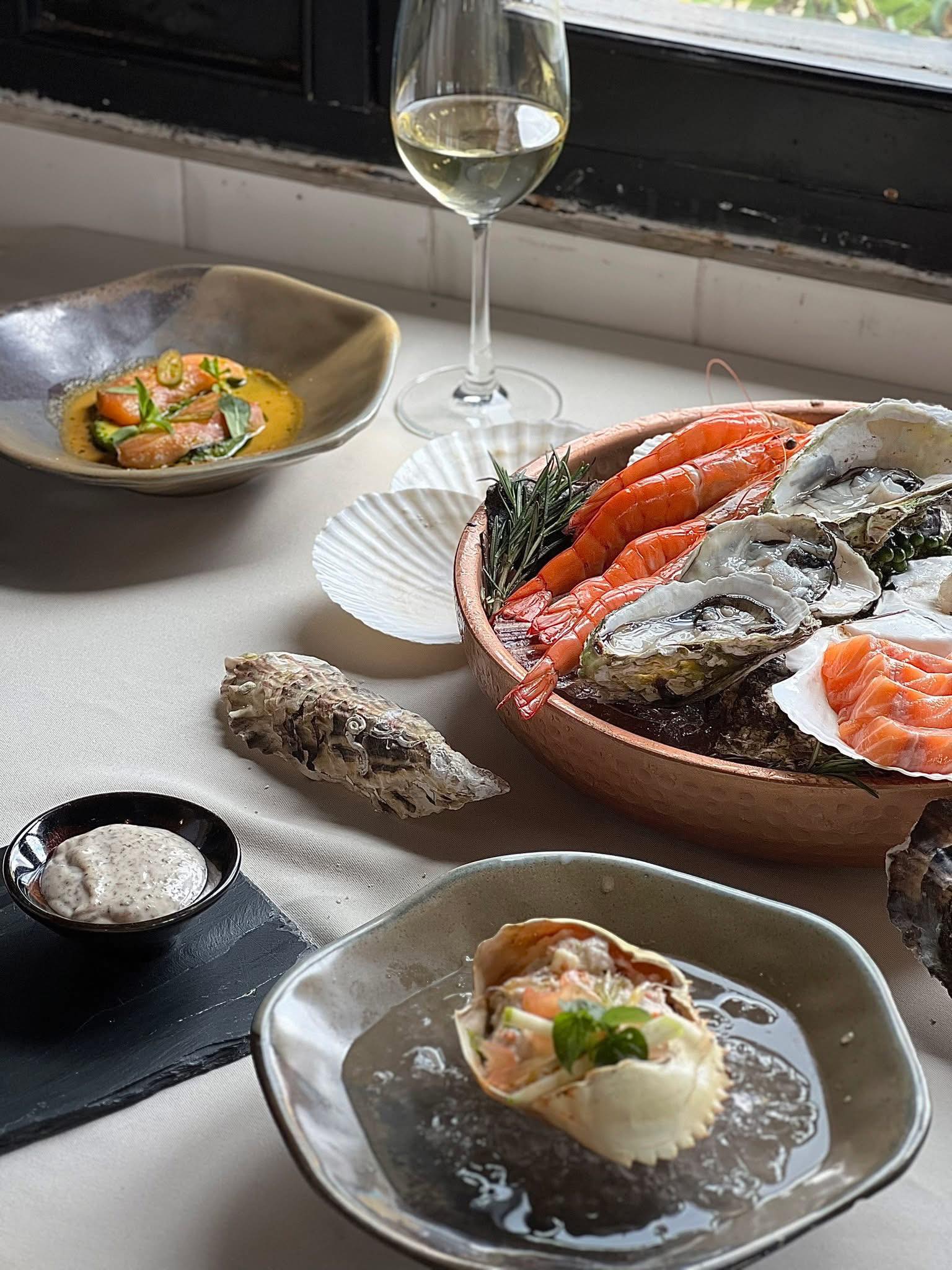 Cuối Tuần Ngắn, Đâu Cần Rong Ruổi về những Vùng Biển Xa