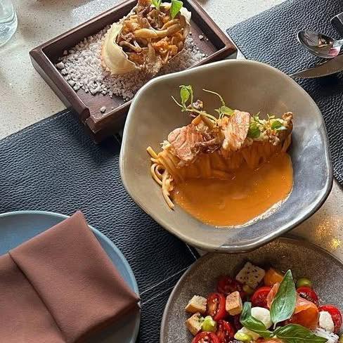 Weekend Brunch - Weekend Rendezvous | Salmonoid — photo 4