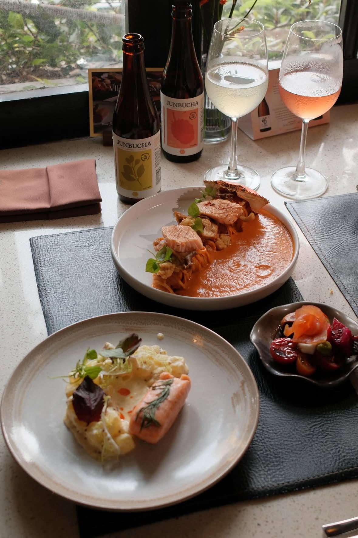 Bữa Trưa Không Vội - Giữ Lại Chút Cuối Tuần – Tại Salmonoid — photo 3