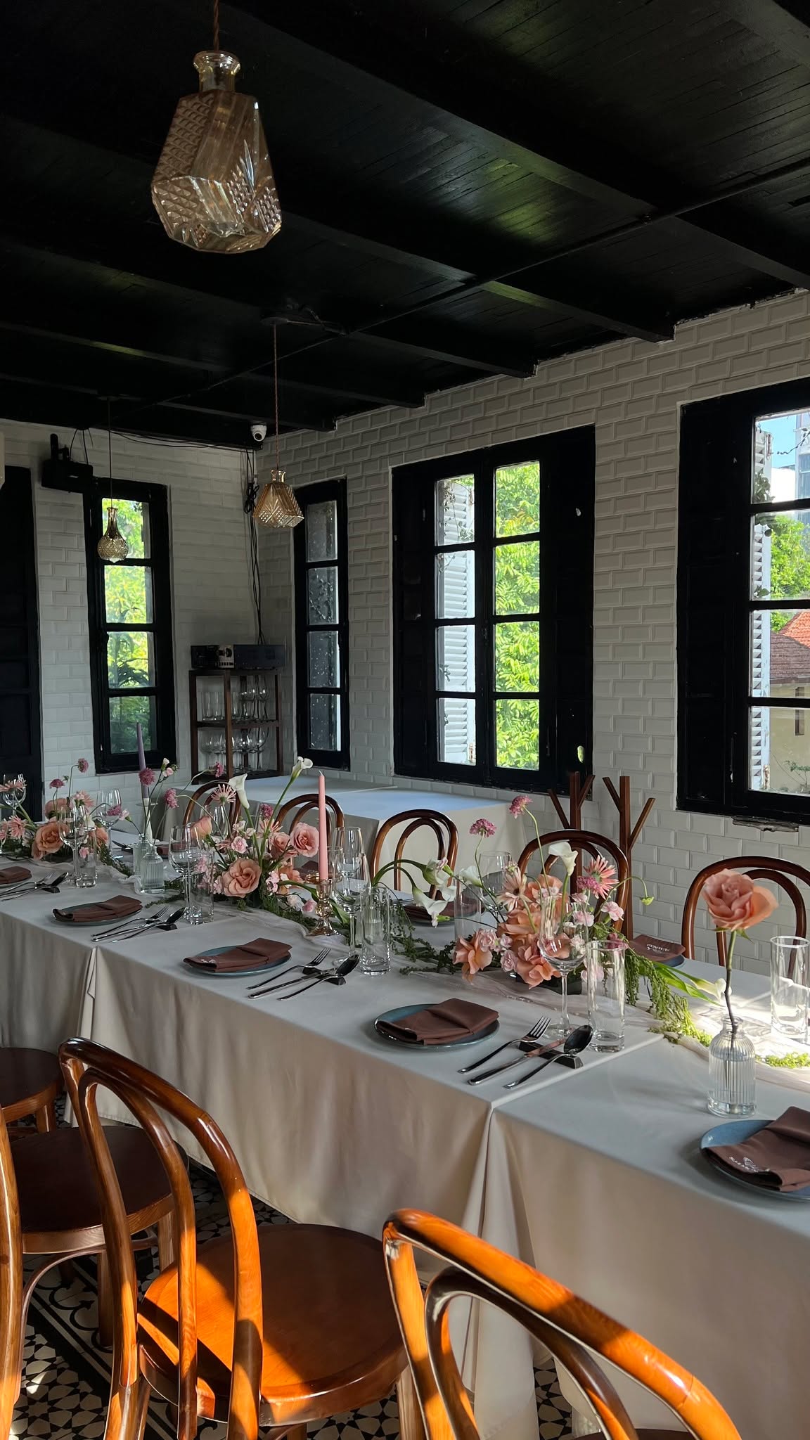 Một Bữa Tiệc Ngày Thu – Tại Salmonoid