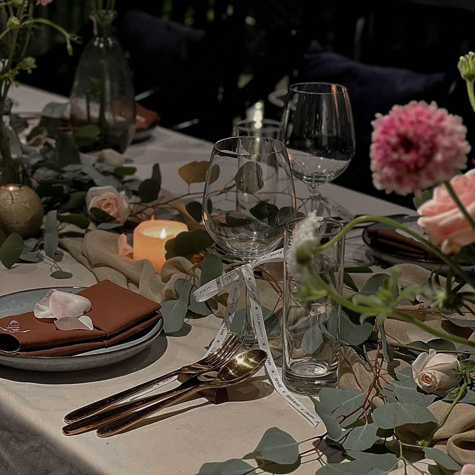 Yêu Thương Gửi Phái Đẹp Mùa Thu – Tại Salmonoid — photo 3