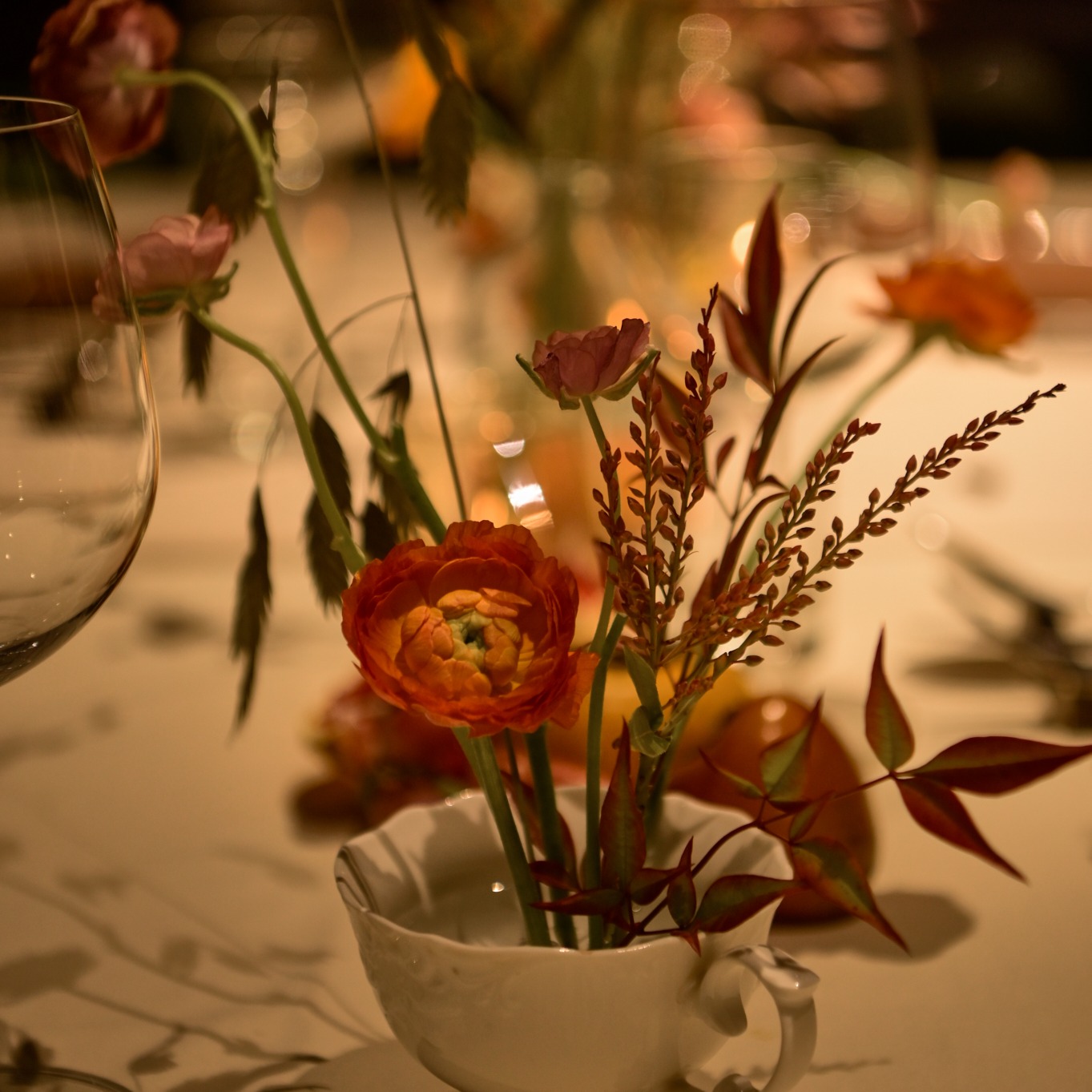 Bàn Tiệc Ấm Cúng Ngày Gió Mùa về – Tại Salmonoid — photo 3