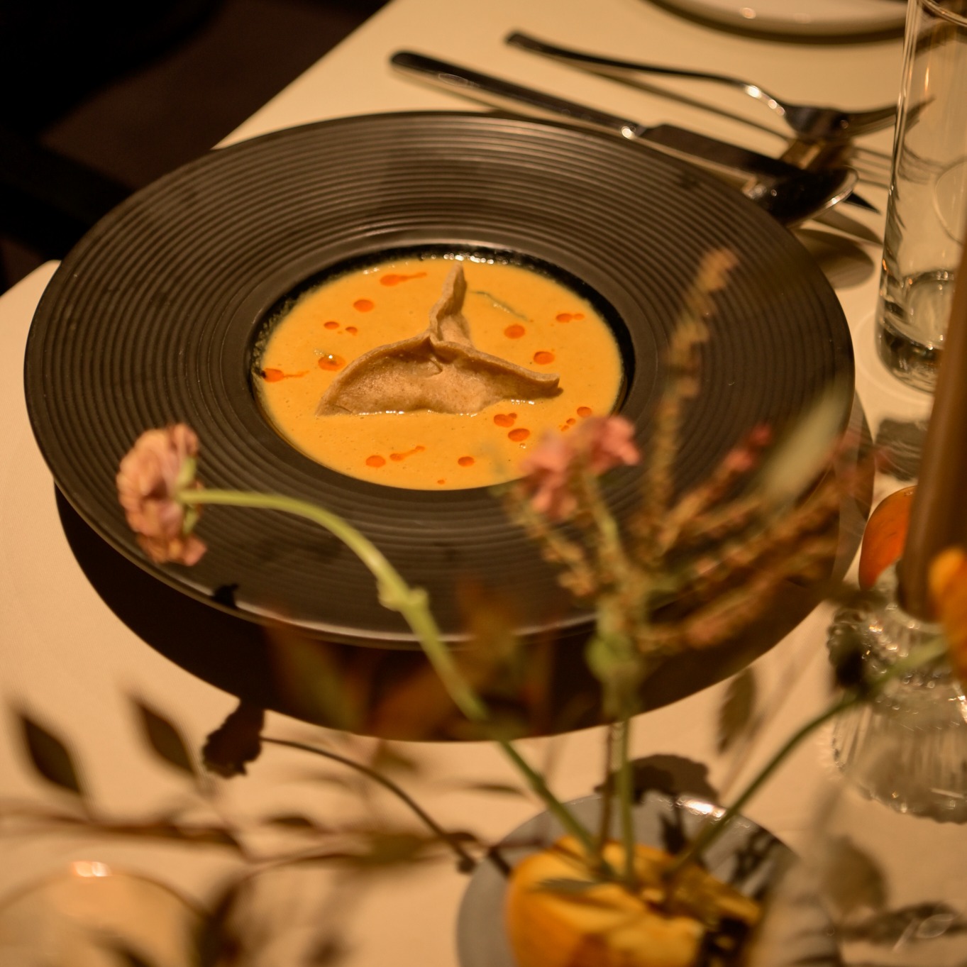 Bàn Tiệc Ấm Cúng Ngày Gió Mùa về – Tại Salmonoid — photo 2