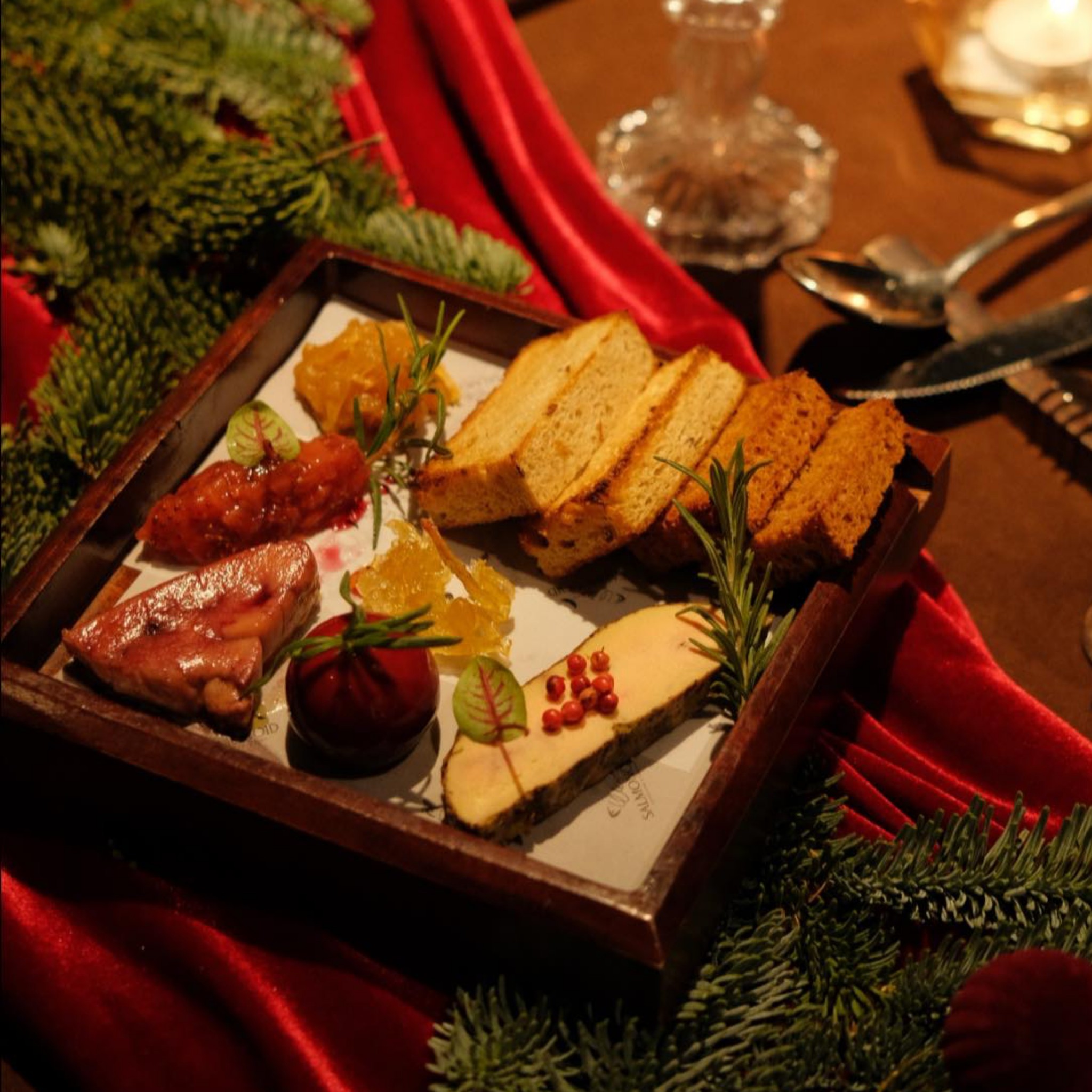 Hương Vị Nồng Ấm cho Ngày Gió Mùa về – Tại Salmonoid — photo 2