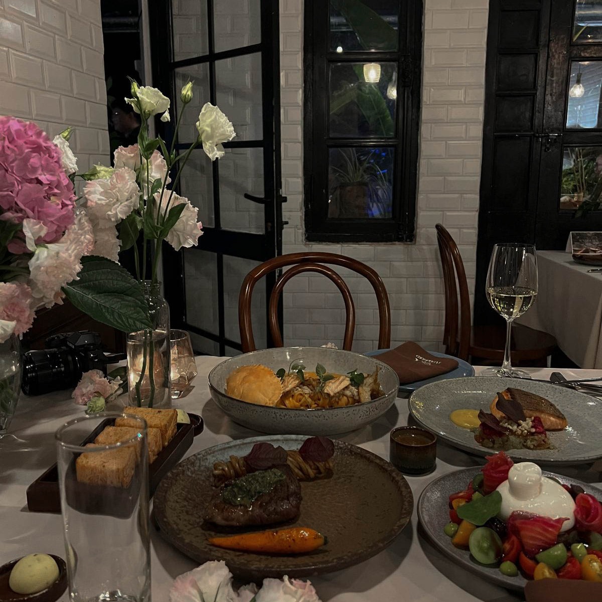 Moments of Togetherness | Salmonoid — photo 2