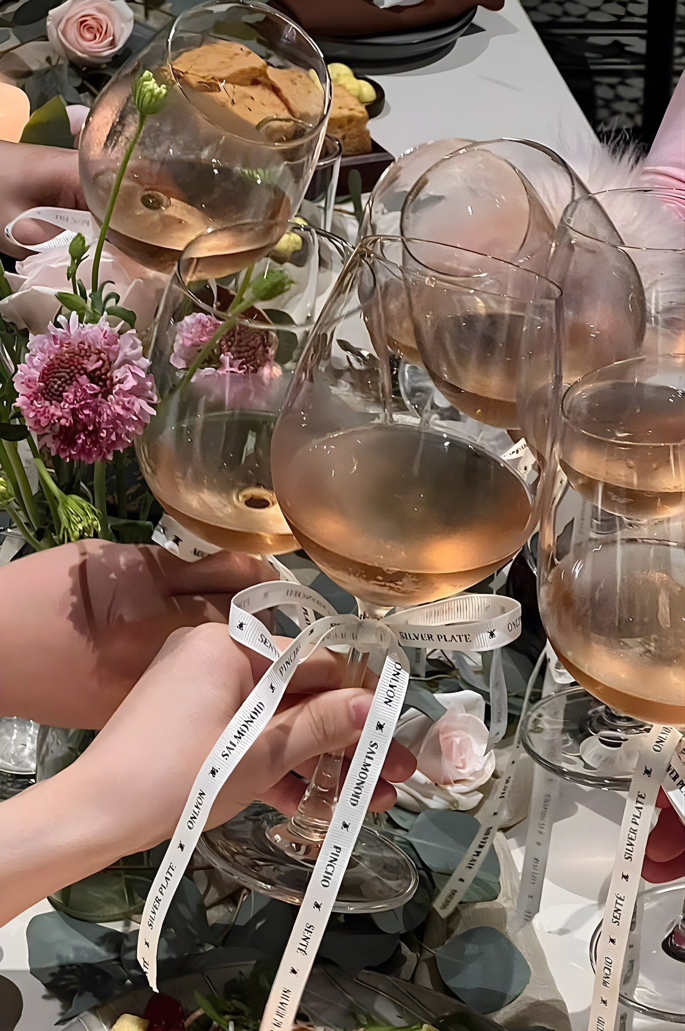 Hẹn Nhau một Buổi Chiều Đầu Năm – Tại Salmonoid